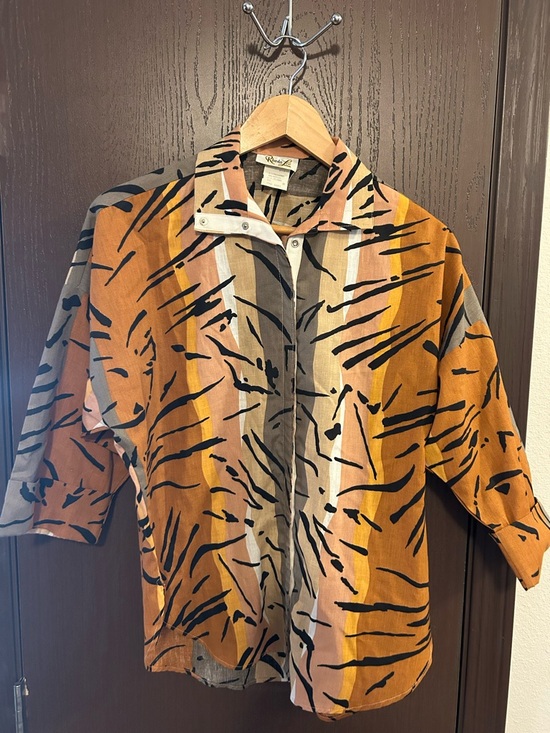 Rhoda Lee Tops - Vtg Abstract Striped Snap-Up Shirt in Rust, Beige & Black Womens XL
